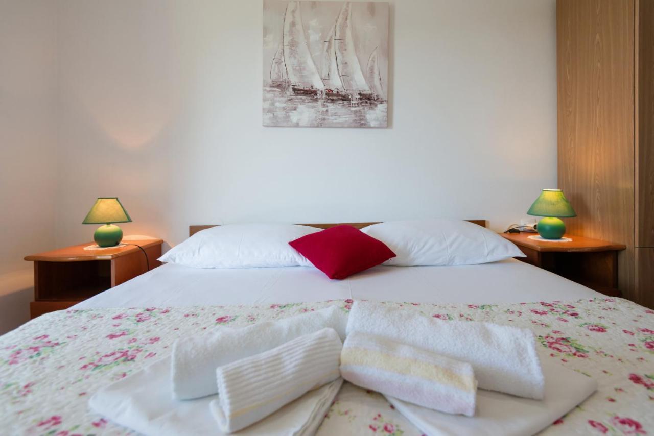 Guesthouse Pavla Govedari Ngoại thất bức ảnh